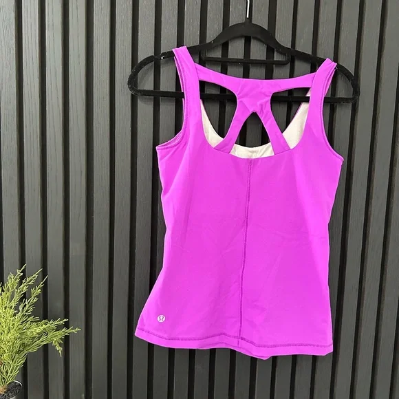 Lululemon Tank Top - Picture 2 of 5